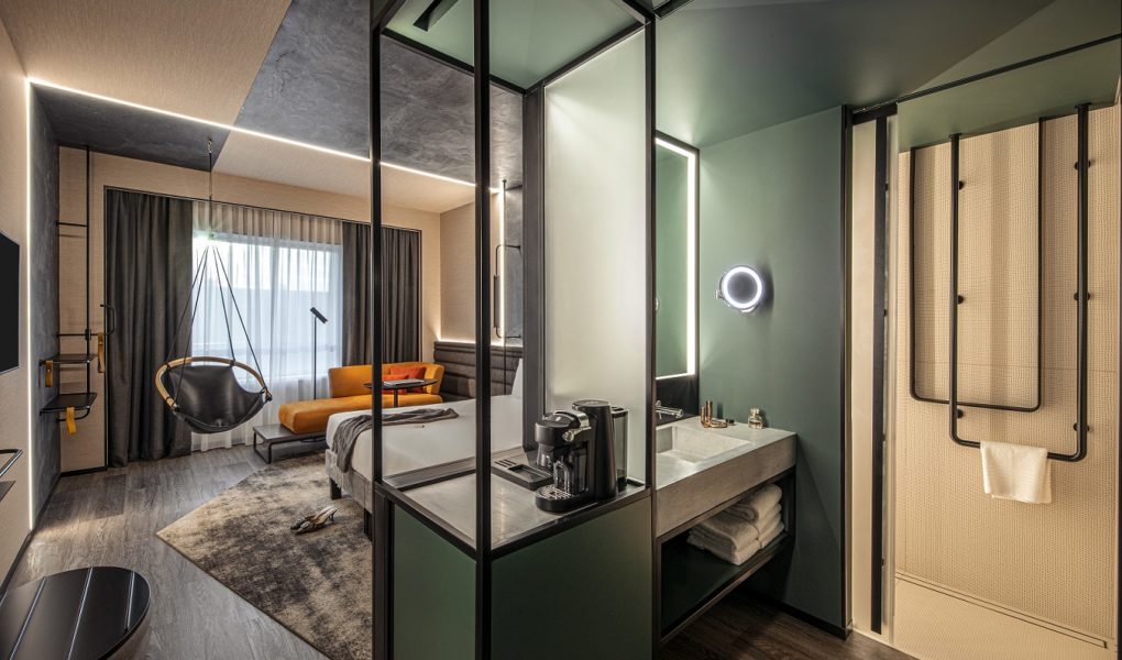 Novotel bedroom concept Novotel, hotelowa marka Accor wprowadza jednolity miks niestandardowych stylów wystroju wnętrz aby zaprezentować nową wizję współczesnego stylu XXI wieku